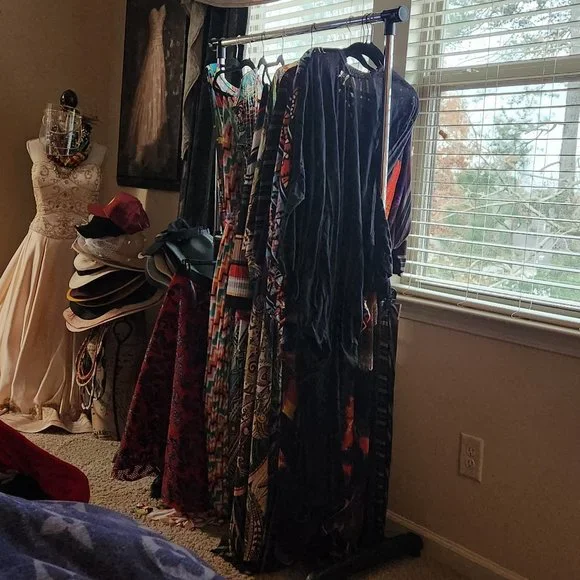 Onion dresses, skirts and tops - Picture 2 of 9